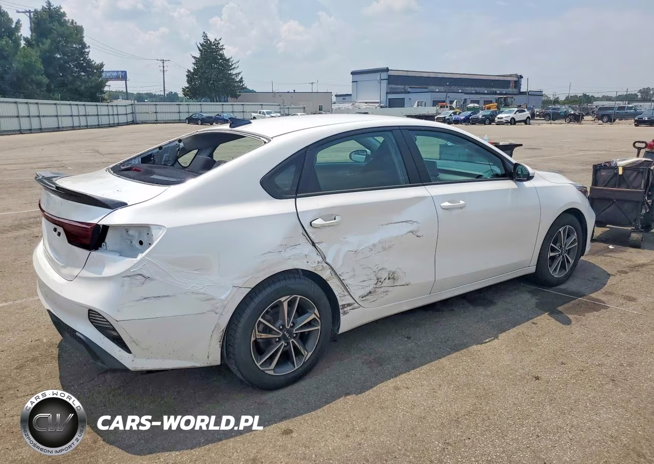 2023 KIA FORTE LX VIN:3KPF24AD8PE602448 - 3