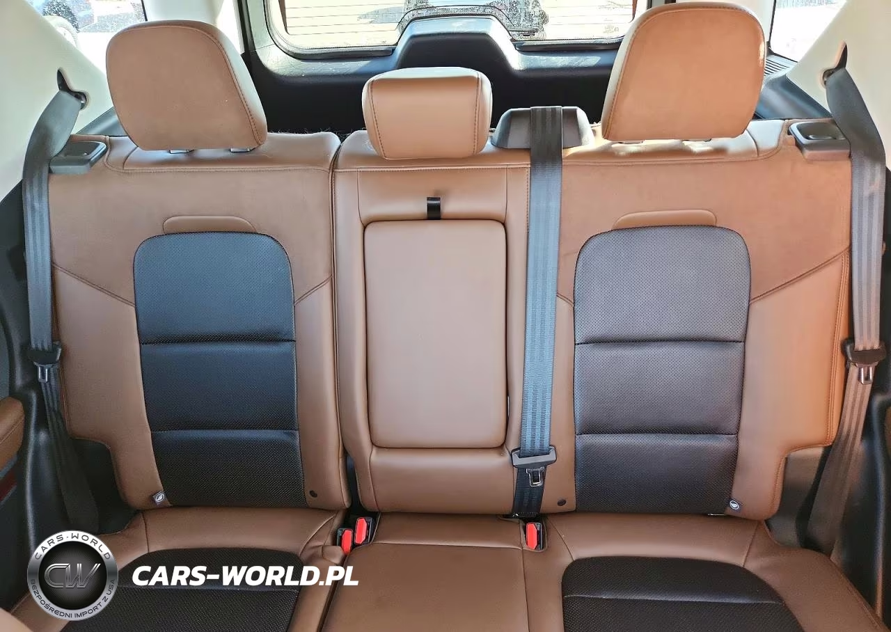 2021 Ford Bronco Sport Badlands VIN:3FMCR9D90MRA01747 - 10
