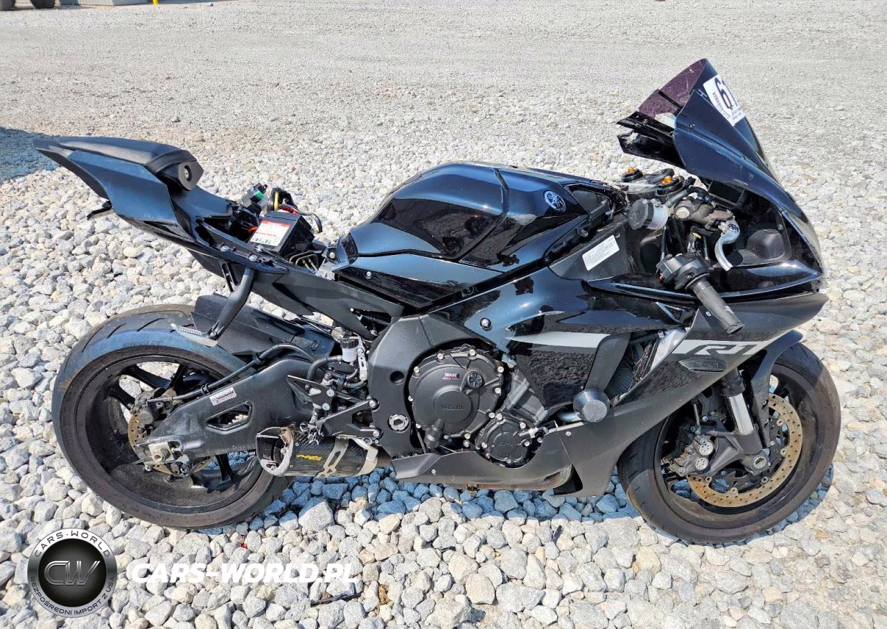 2024 Yamaha Yzfr1