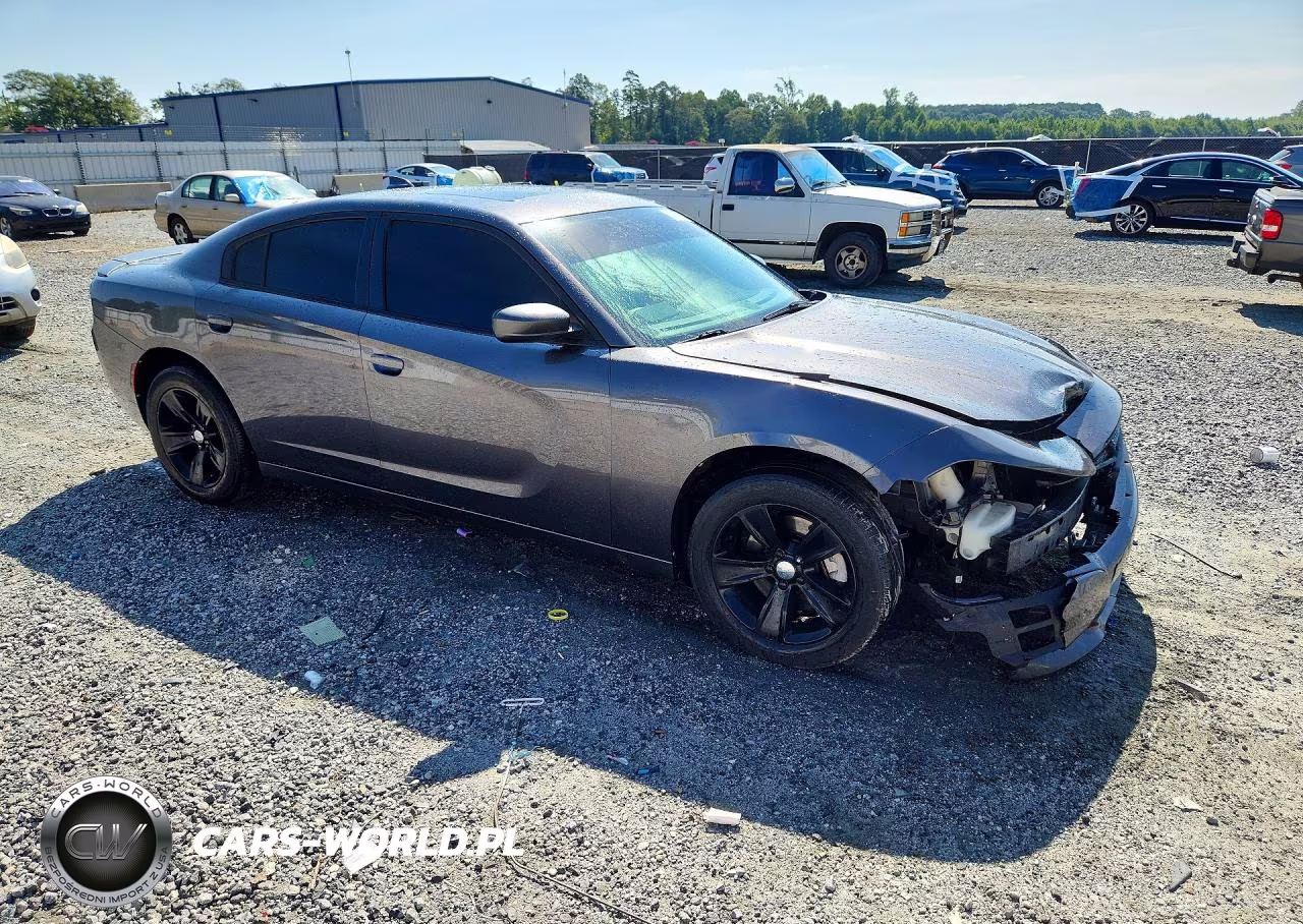 2015 Dodge Charger Sxt VIN:2C3CDXJG1FH884352 - 4