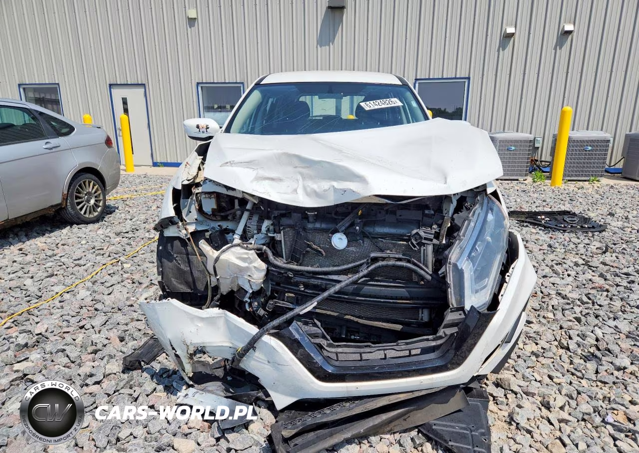 2017 Nissan Rogue S VIN:JN8AT2MV3HW007292 - 5