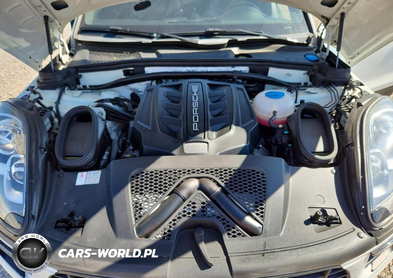 2018 Porsche Macan S VIN:WP1AB2A57JLB32708 - 11