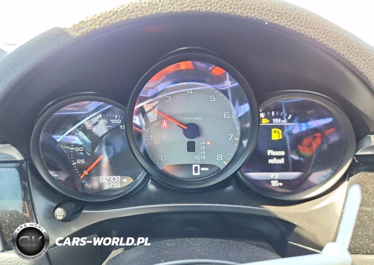 2018 Porsche Macan S VIN:WP1AB2A57JLB32708 - 9