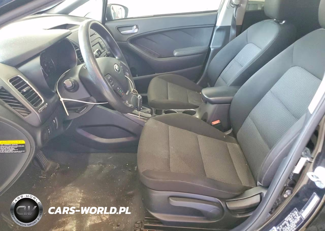 2017 Kia Forte Lx VIN:3KPFK4A77HE136748 - 7