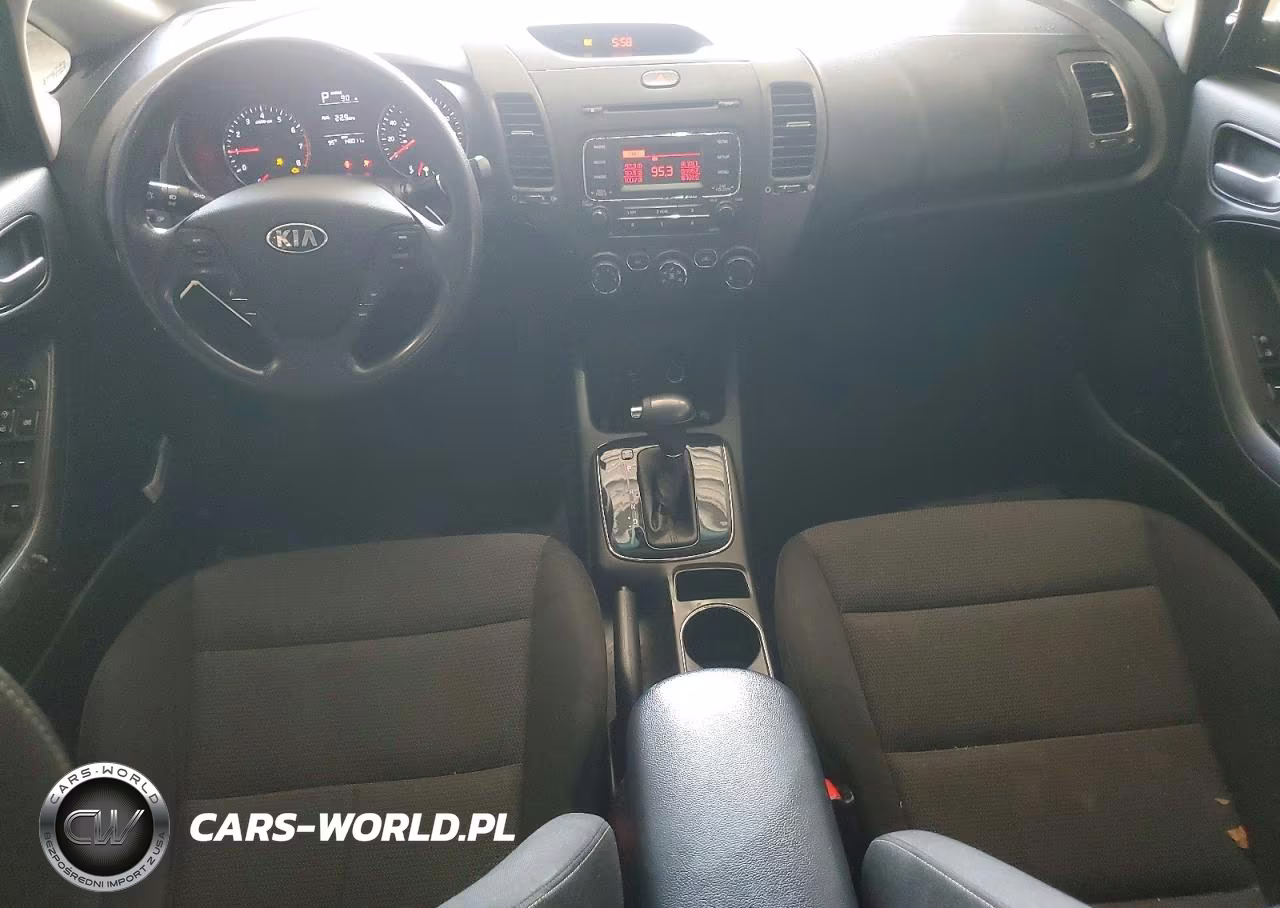 2017 Kia Forte Lx VIN:3KPFK4A77HE136748 - 8