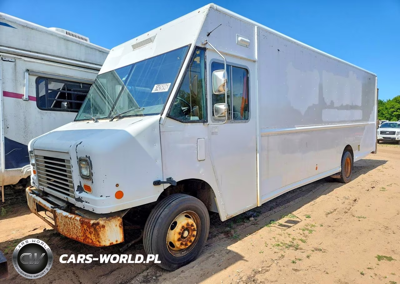 2016 Ford F59 Delivery Truck