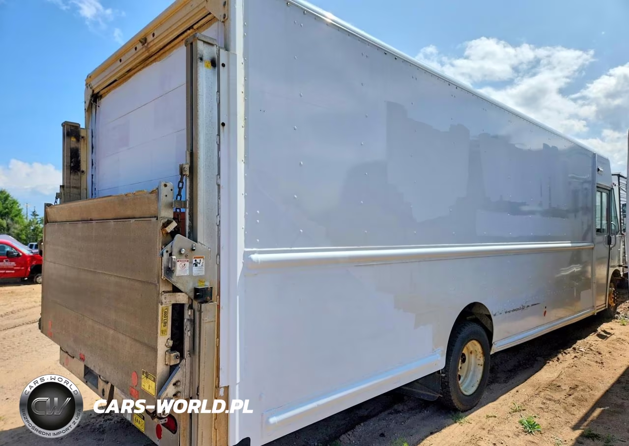 2016 Ford F59 Delivery Truck VIN:1F66F5KY7G0A13625 - 3