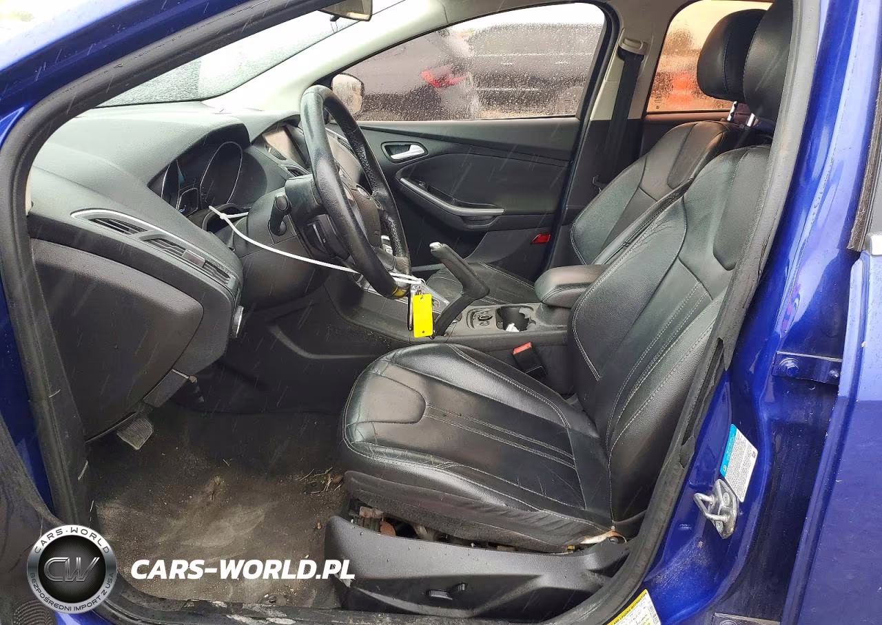 2014 Ford Focus Titanium VIN:1FADP3N21EL398419 - 7