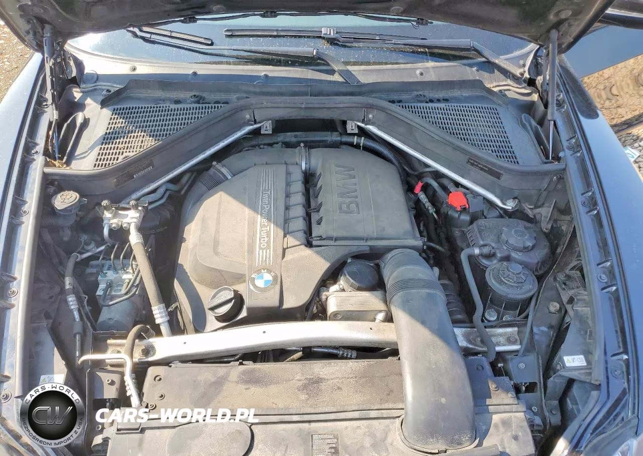 2012 BMW X5 xDrive35I VIN:5UXZV4C54CL744922 - 12