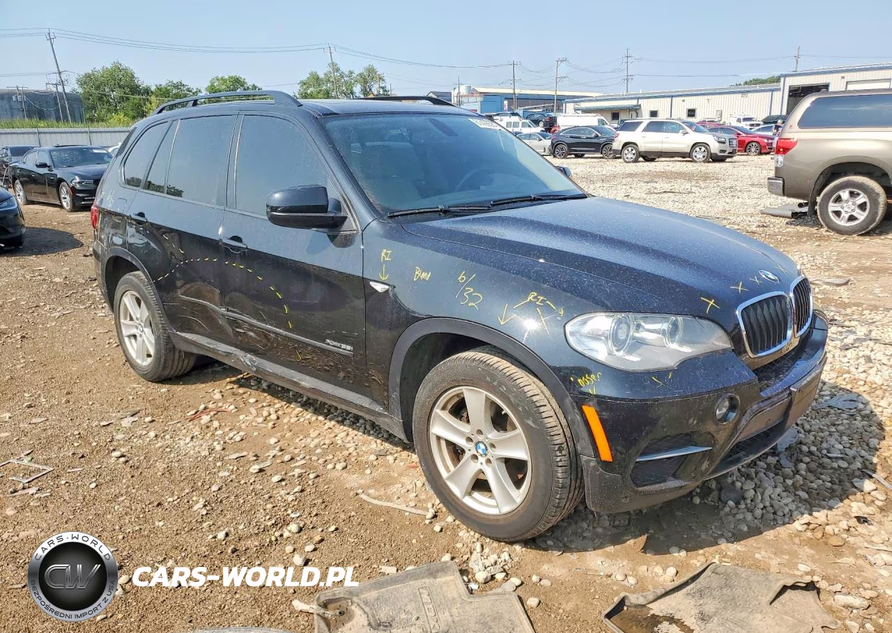 2012 BMW X5 xDrive35I VIN:5UXZV4C54CL744922 - 4