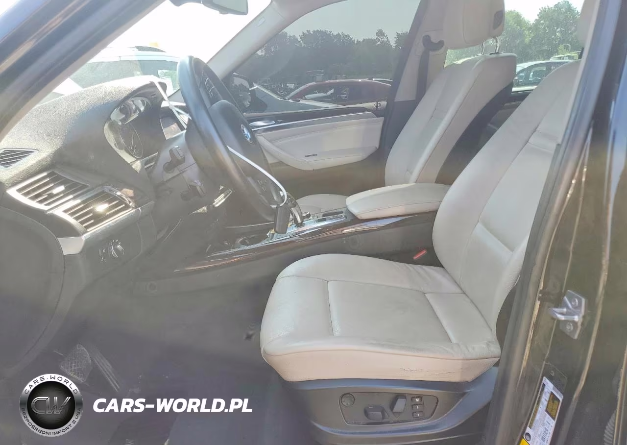 2012 BMW X5 xDrive35I VIN:5UXZV4C54CL744922 - 7