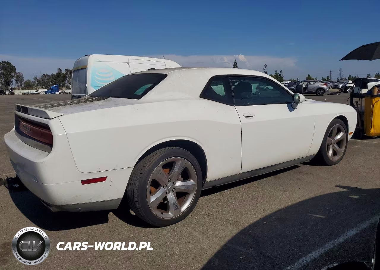 2013 Dodge Challenger Sxt VIN:2C3CDYAGXDH649371 - 3