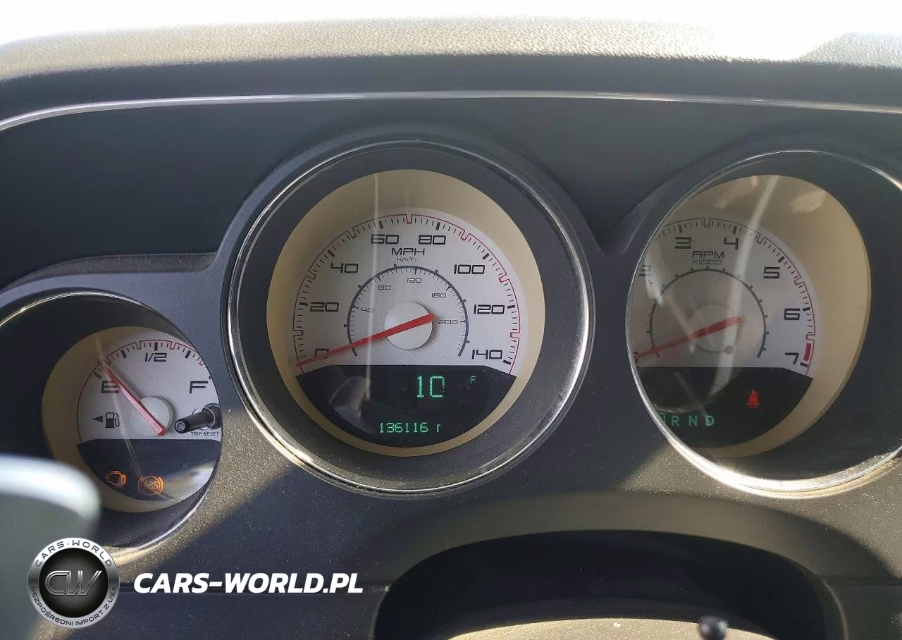 2013 Dodge Challenger Sxt VIN:2C3CDYAGXDH649371 - 9
