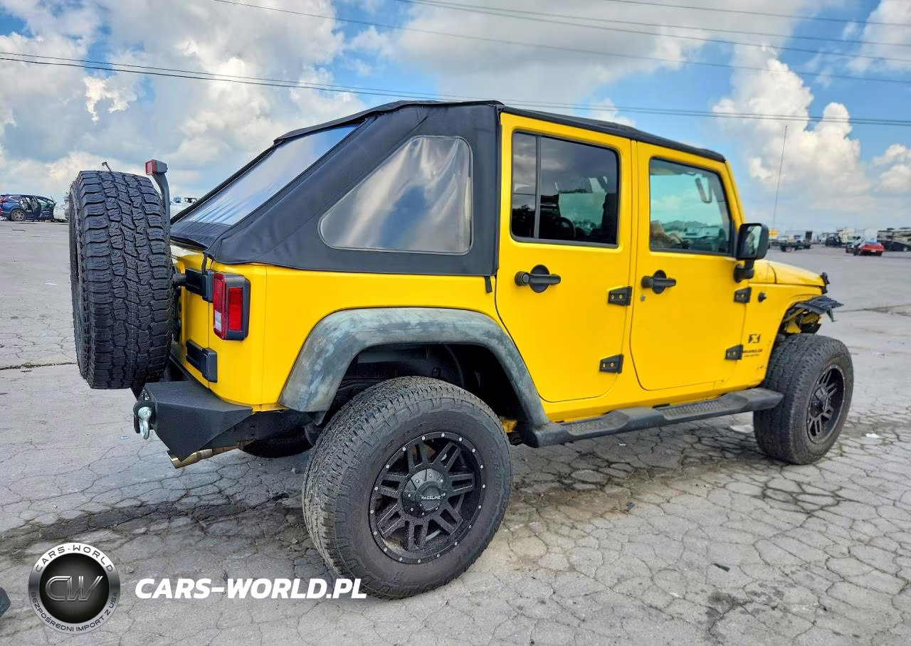 2008 Jeep Wrangler Unlimited X VIN:1J4GA39178L501500 - 3