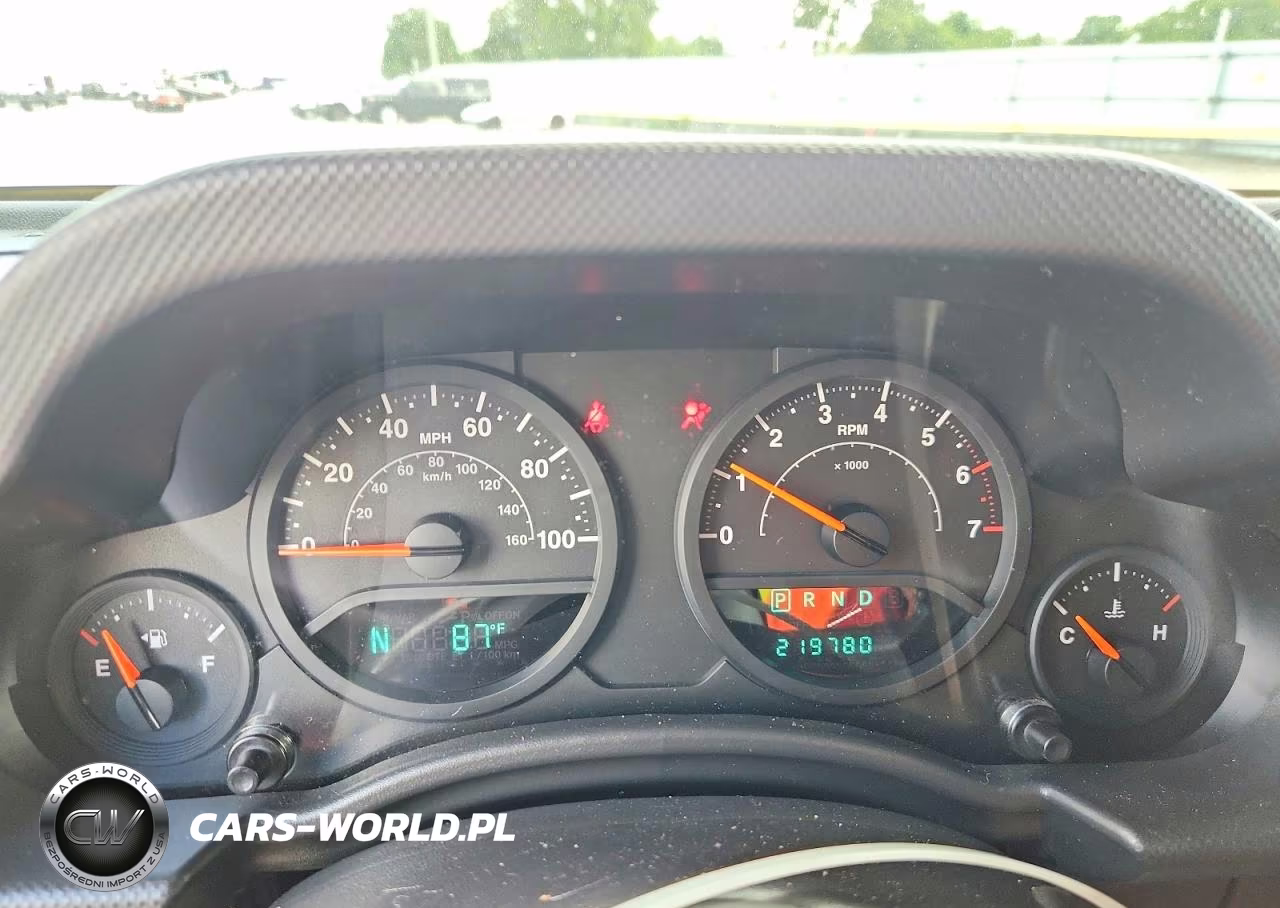2008 Jeep Wrangler Unlimited X VIN:1J4GA39178L501500 - 9