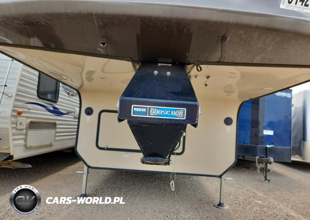 2014 Jayco Pinnacle Camper VIN:1UJCJ0BV7E1RJ0099 - 7