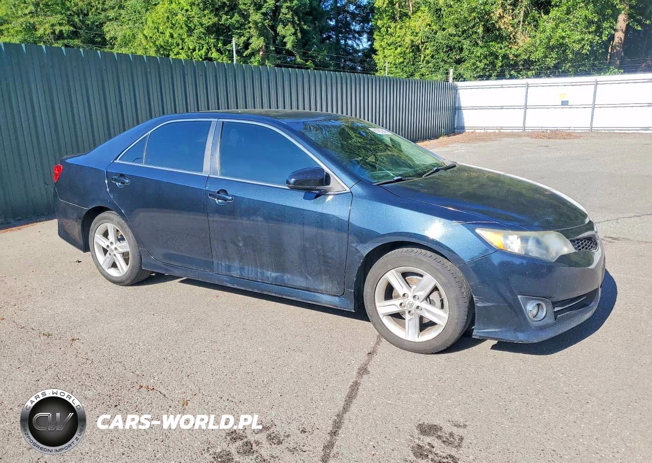 2014 Toyota Camry Se VIN:4T1BF1FKXEU303210 - 4
