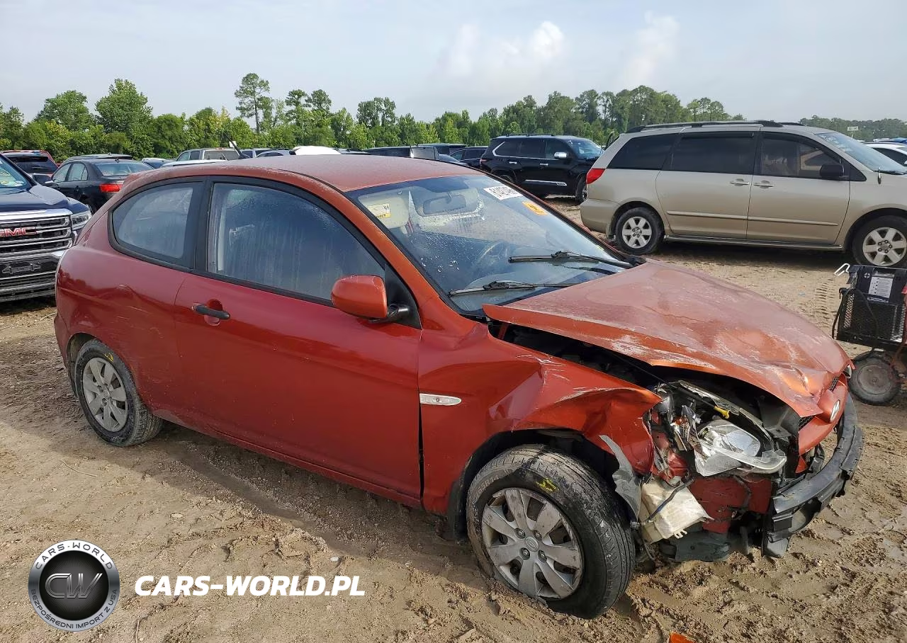 2010 Hyundai Accent Gs VIN:KMHCM3AC0AU164009 - 4