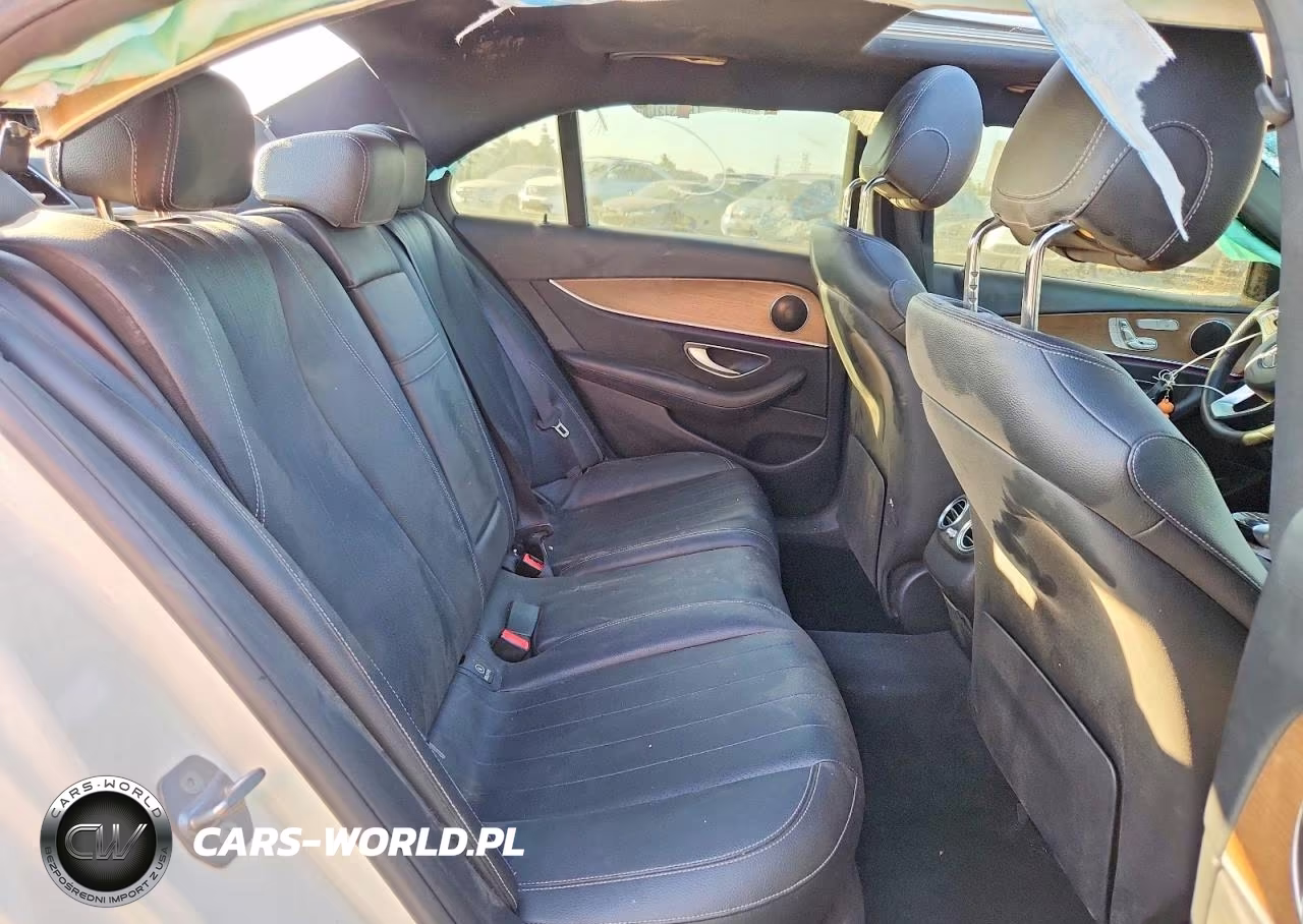 2018 Mercedes-Benz E 300 VIN:WDDZF4JB1JA384451 - 10