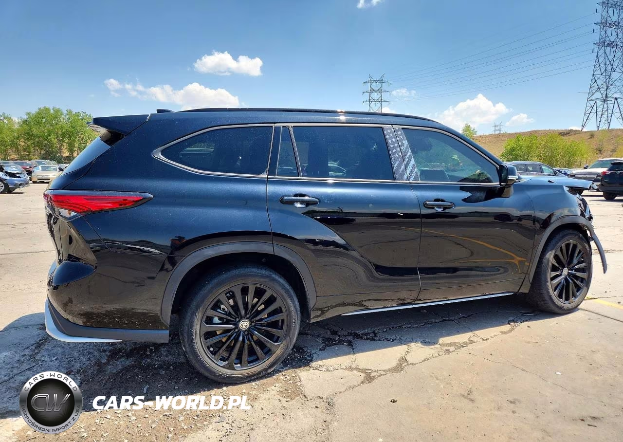 2023 Toyota Highlander Xse VIN:5TDKDRAH9PS014671 - 3