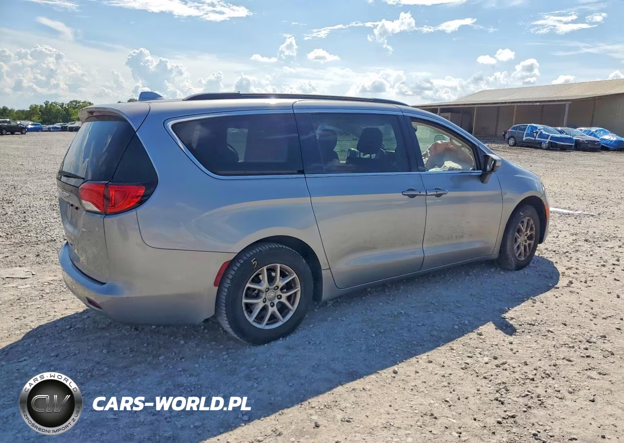 2020 Chrysler Voyager Lxi VIN:2C4RC1DG0LR265698 - 3