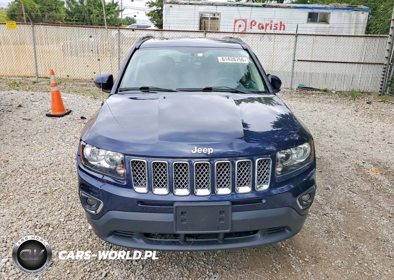 2017 Jeep Compass Latitude VIN:1C4NJCEA4HD152650 - 5