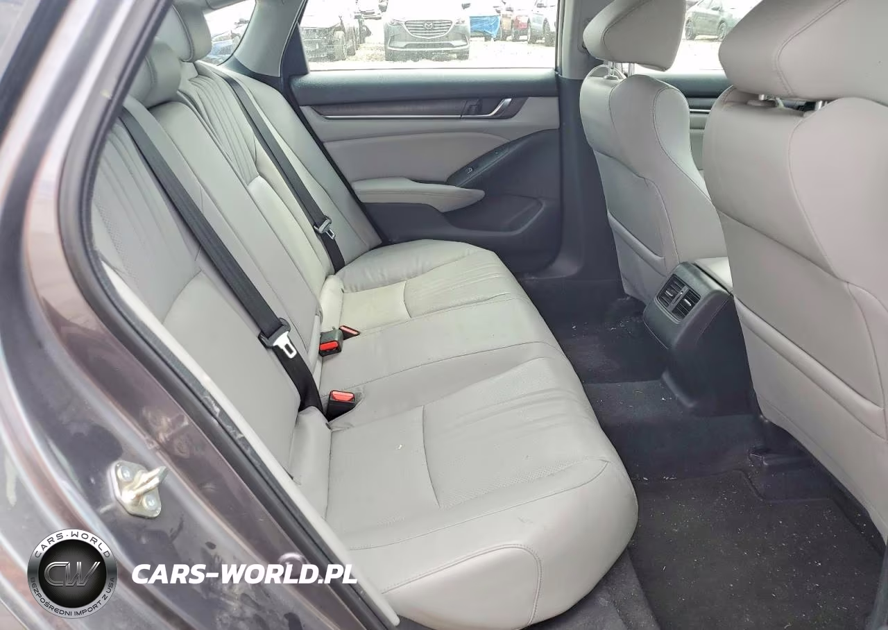 2018 Honda Accord Touring VIN:1HGCV1F99JA002076 - 10