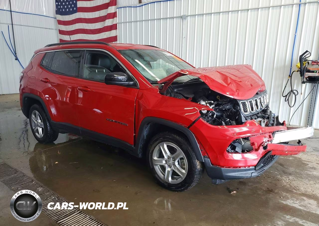 2024 Jeep Compass Latitude VIN:3C4NJDBNXRT607560 - 4