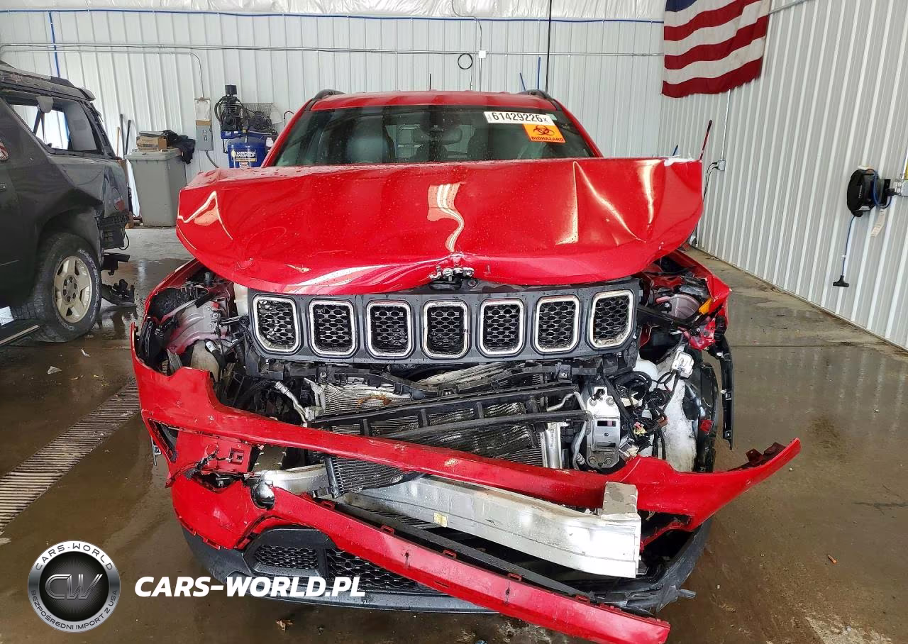 2024 Jeep Compass Latitude VIN:3C4NJDBNXRT607560 - 5