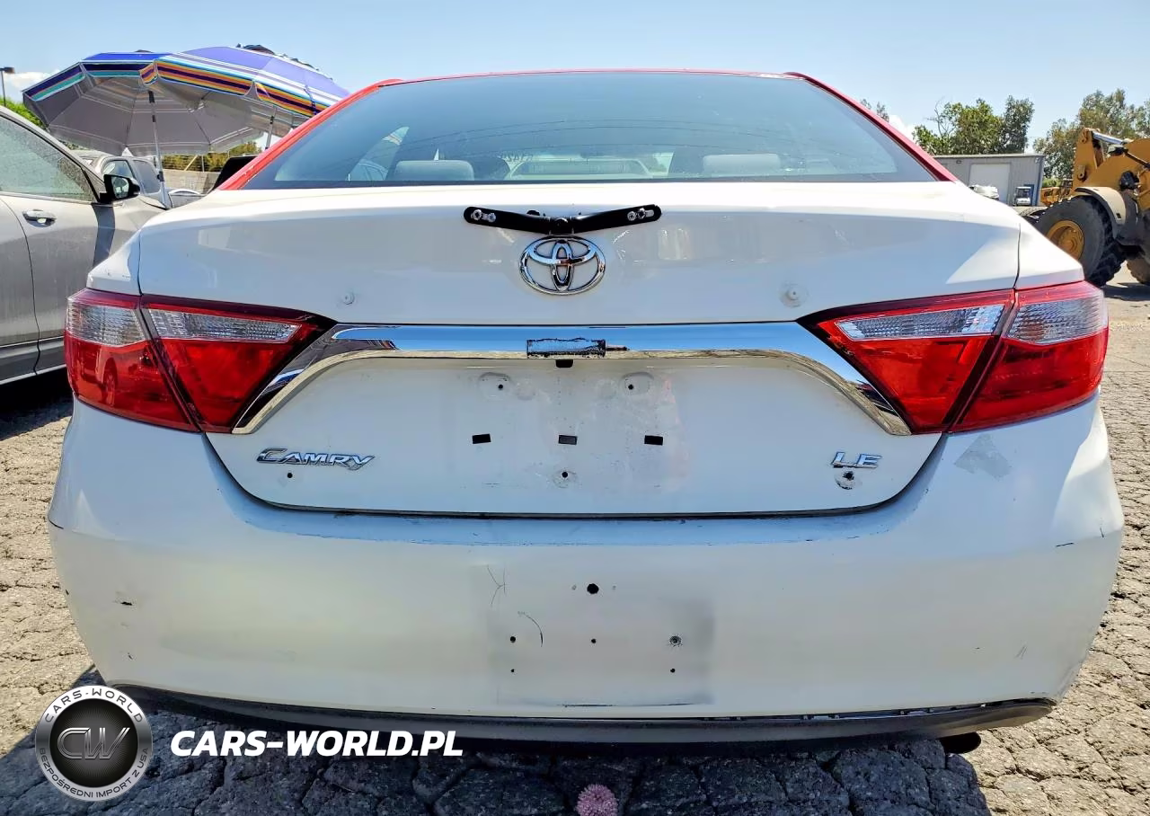 2015 Toyota Camry Le VIN:4T4BF1FK4FR512630 - 6