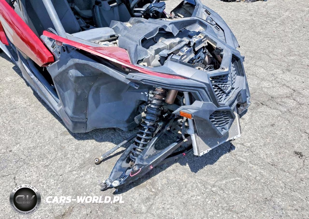2024 Can-Am Maverick X3 Utility Vehicle VIN:3JBVKAY28RE000301 - 9