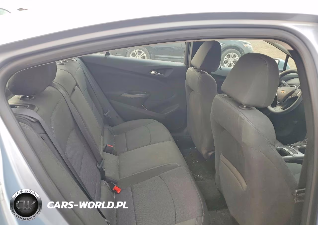 2018 Chevrolet Cruze Lt VIN:1G1BE5SM0J7112953 - 10