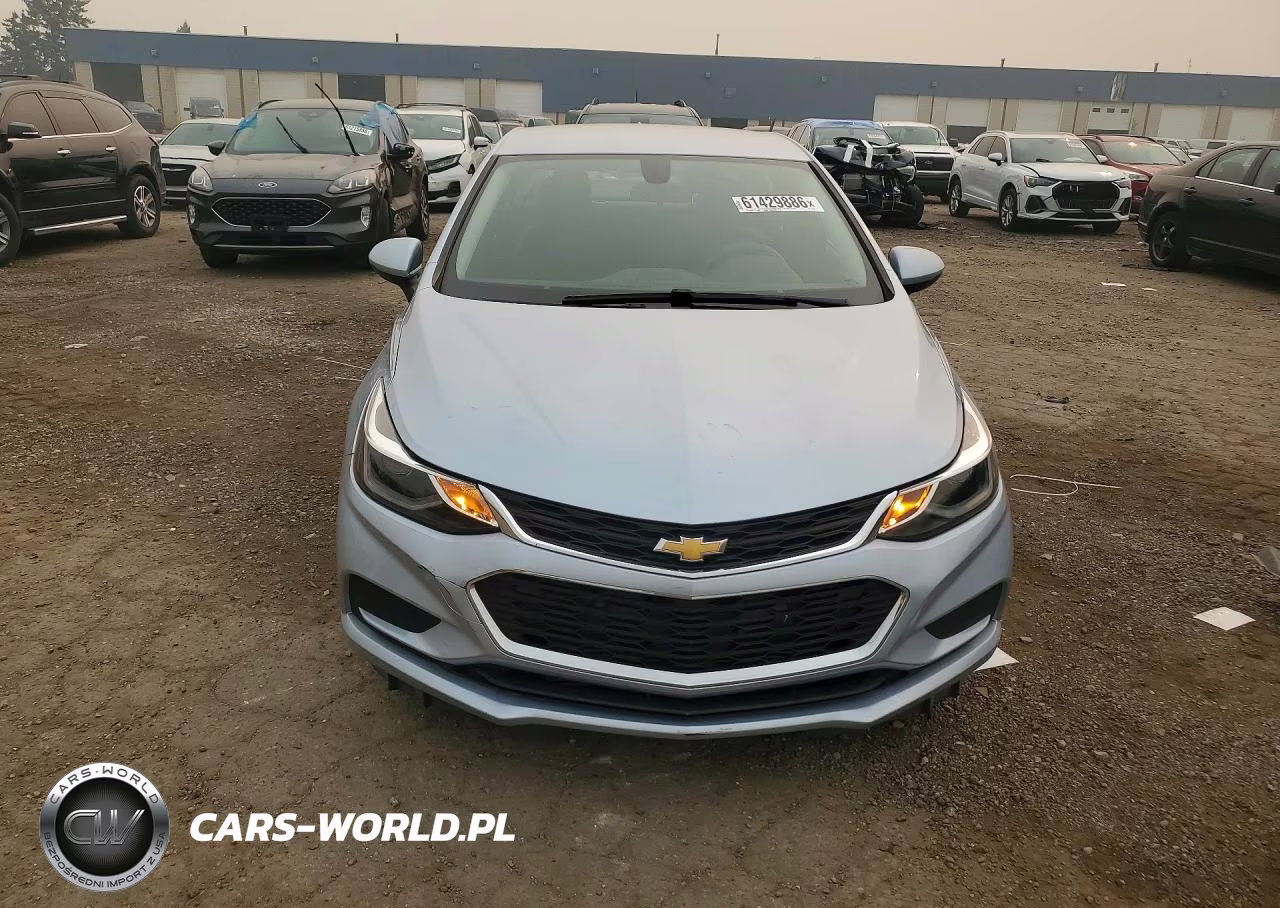 2018 Chevrolet Cruze Lt VIN:1G1BE5SM0J7112953 - 5