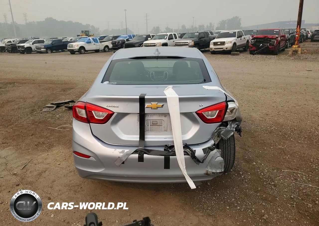 2018 Chevrolet Cruze Lt VIN:1G1BE5SM0J7112953 - 6