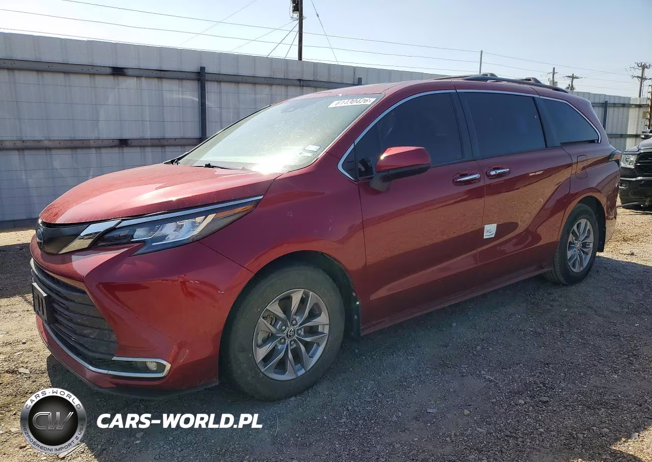 2022 Toyota Sienna Xle – zdjęcie 1 z 13