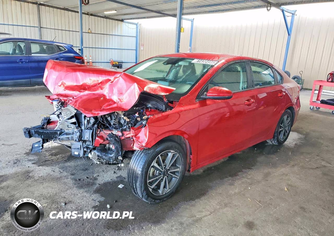 2024 Kia Forte Lxs – zdjęcie 1 z 13