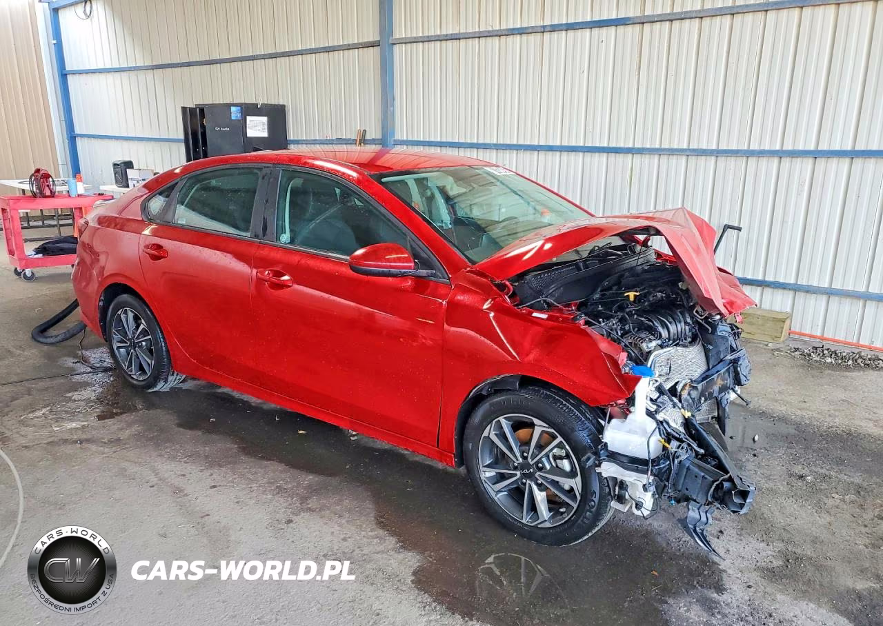 2024 Kia Forte Lxs VIN:3KPF24AD8RE764518 - 4