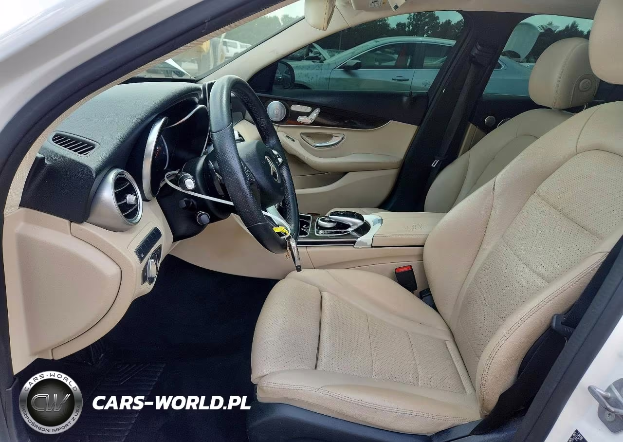 2018 Mercedes-Benz C 300 VIN:55SWF4JBXJU260794 - 7