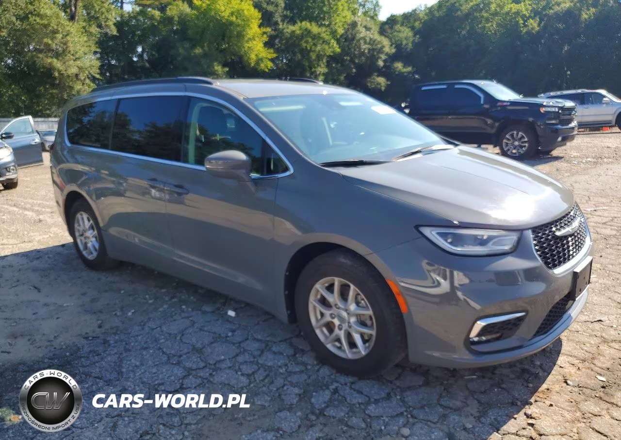 2022 Chrysler Pacifica Touring L VIN:2C4RC1BG7NR168343 - 4