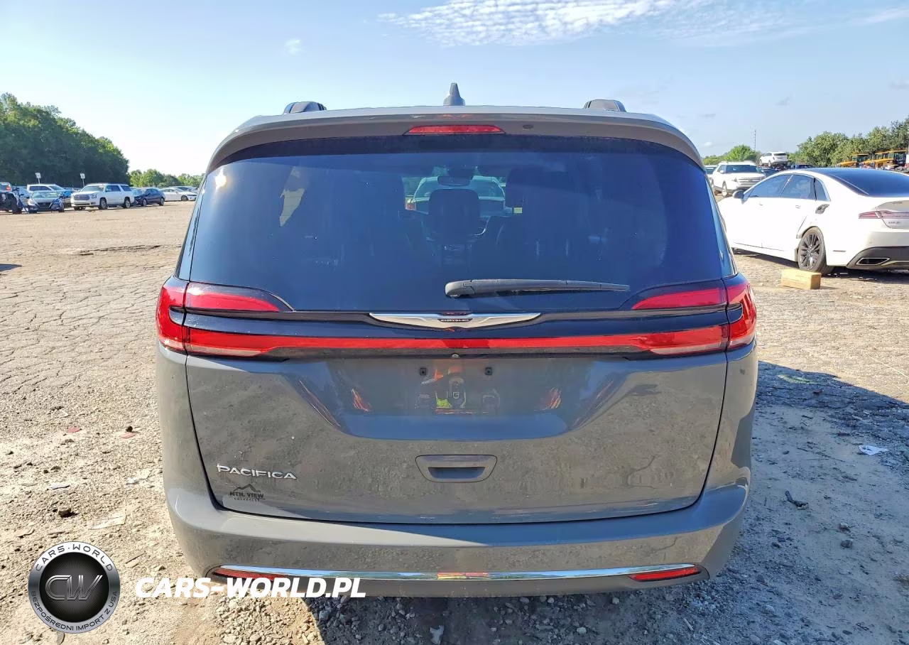 2022 Chrysler Pacifica Touring L VIN:2C4RC1BG7NR168343 - 6