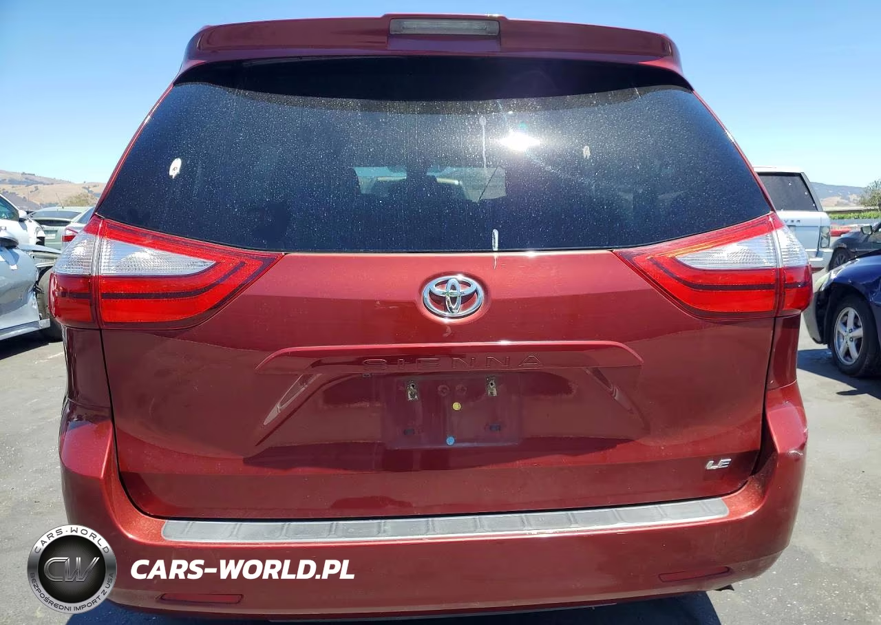 2019 Toyota Sienna Le VIN:5TDKZ3DC3KS008744 - 6
