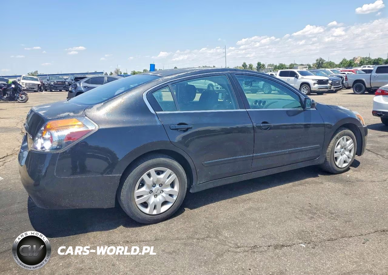 2012 Nissan Altima 2.5 VIN:1N4AL2AP7CC182579 - 3