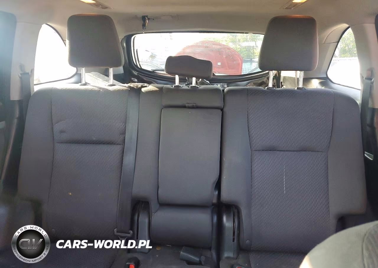 2016 Toyota Highlander Le VIN:5TDBKRFH1GS312730 - 10