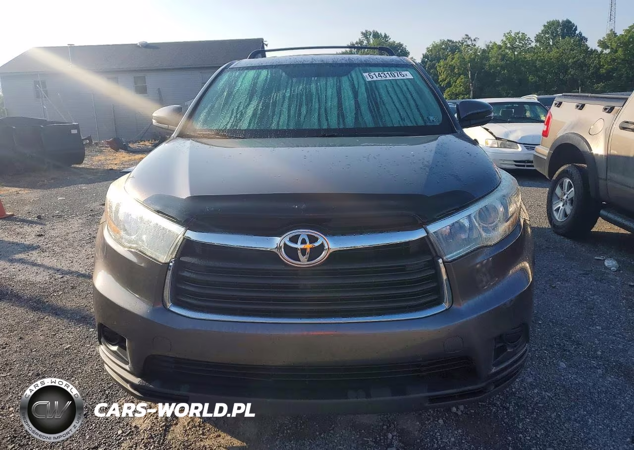 2016 Toyota Highlander Le VIN:5TDBKRFH1GS312730 - 5