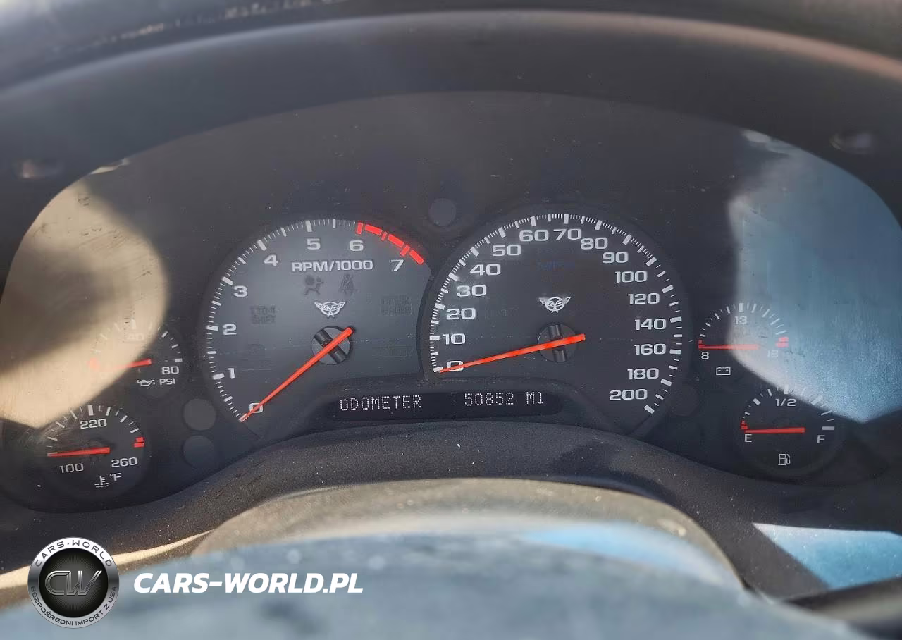 2000 Chevrolet Corvette VIN:1G1YY22G6Y5130017 - 9