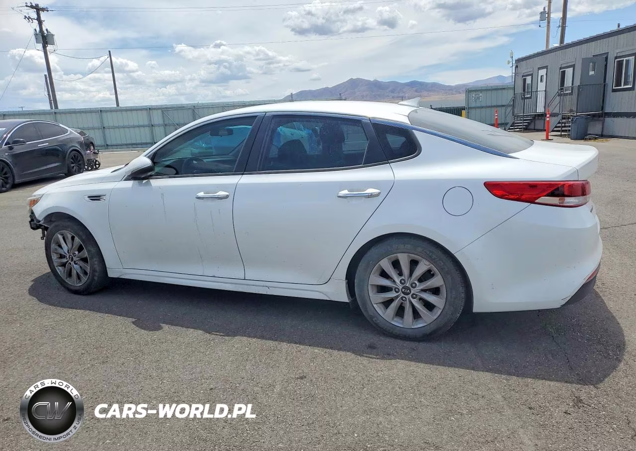 2017 Kia Optima Lx VIN:5XXGT4L33HG174044 - 2