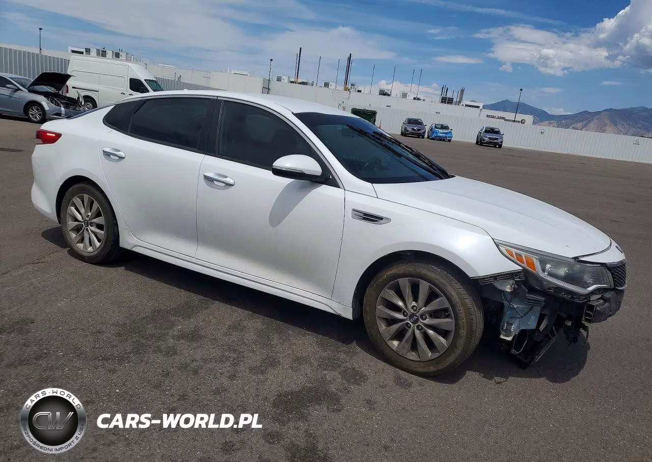 2017 Kia Optima Lx VIN:5XXGT4L33HG174044 - 4