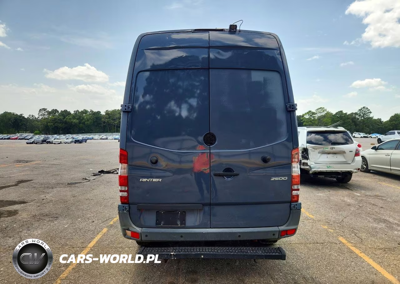 2018 Mercedes-Benz Sprinter 2500 VIN:WD3PE7CD6JP635573 - 6