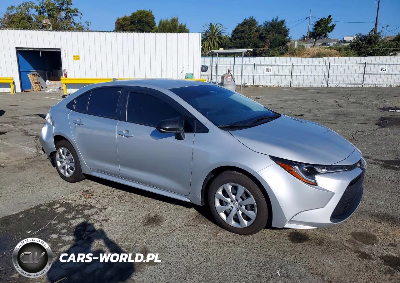 2026 Toyota Corolla Le VIN:JTDB4MEE4T3040710 - 4