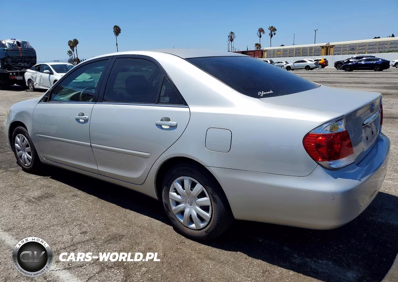 2006 Toyota Camry Le VIN:4T1BE32K26U732847 - 2